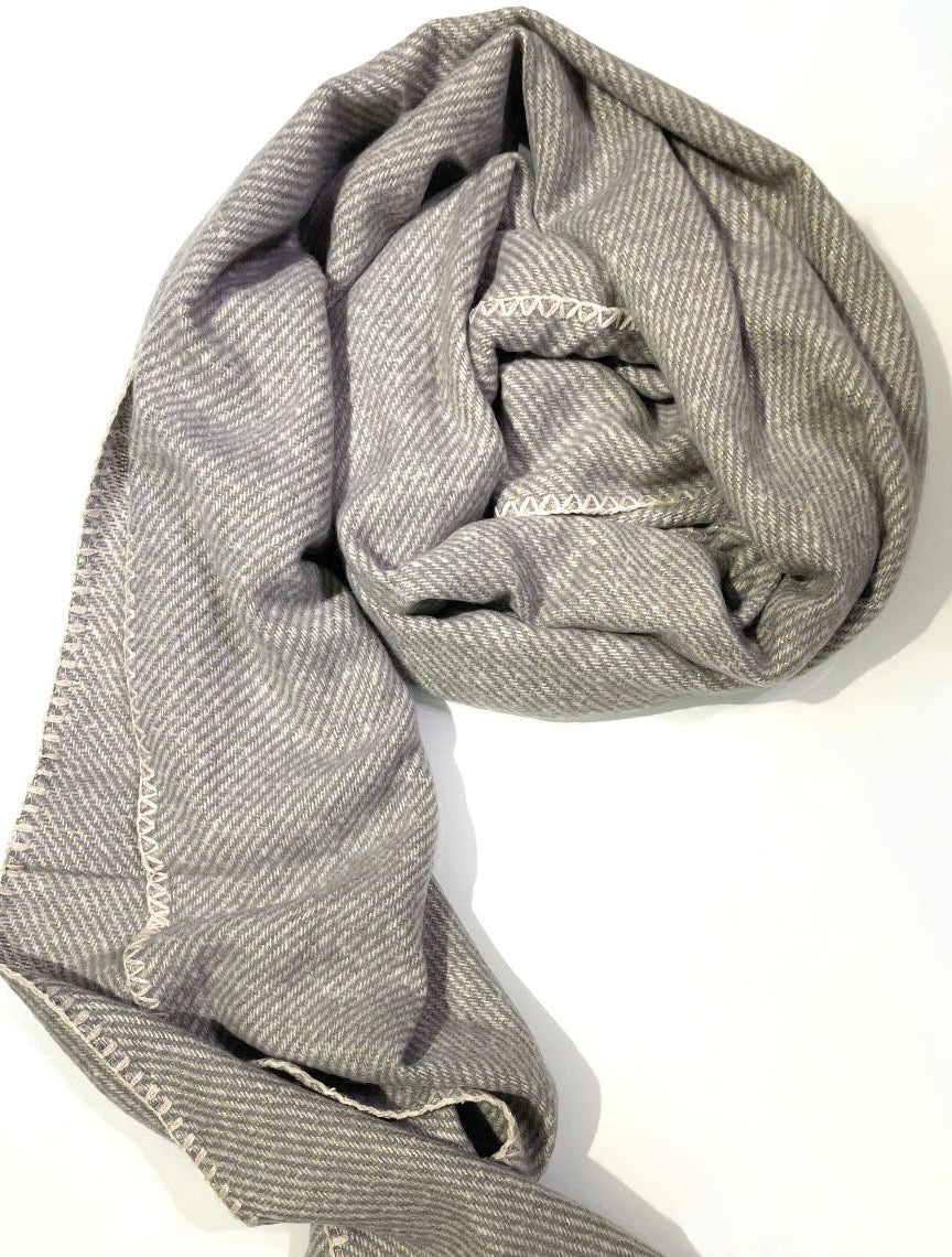 Sciarpone in lana “Vittoria”