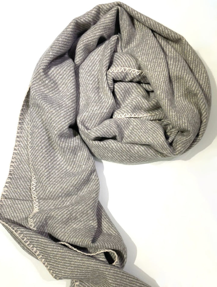 Sciarpone in lana “Vittoria”