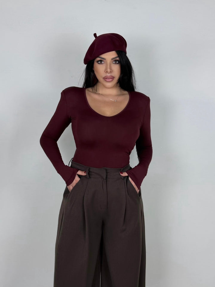 Maglia con spalline imbottite “Allure”