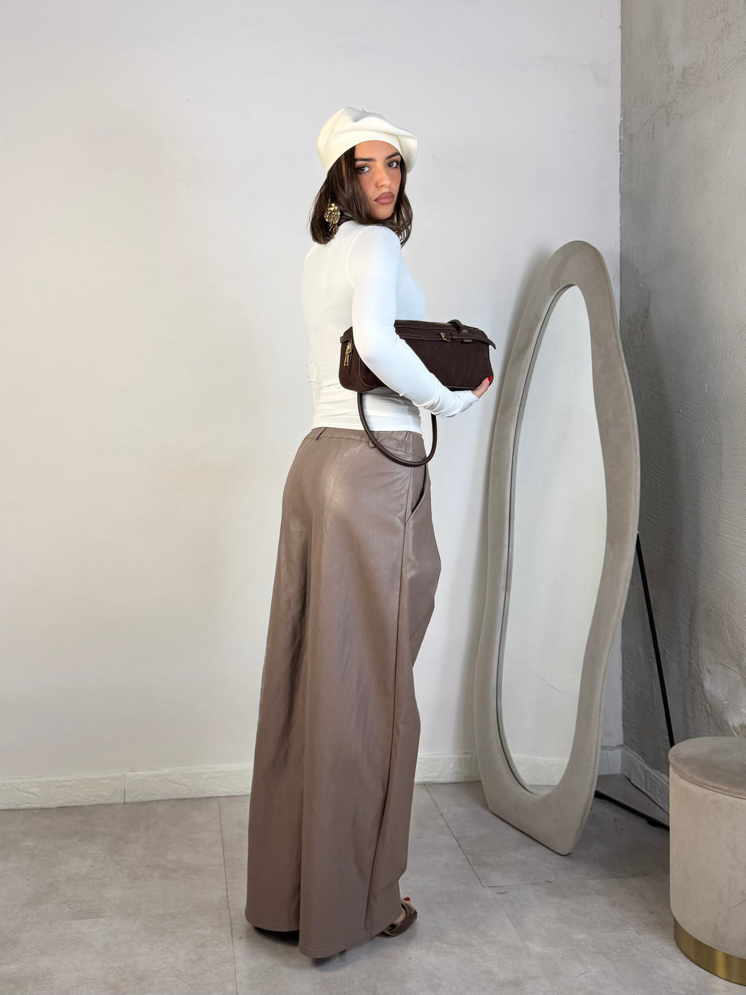 Pantaloni in eco pelle “Astra”