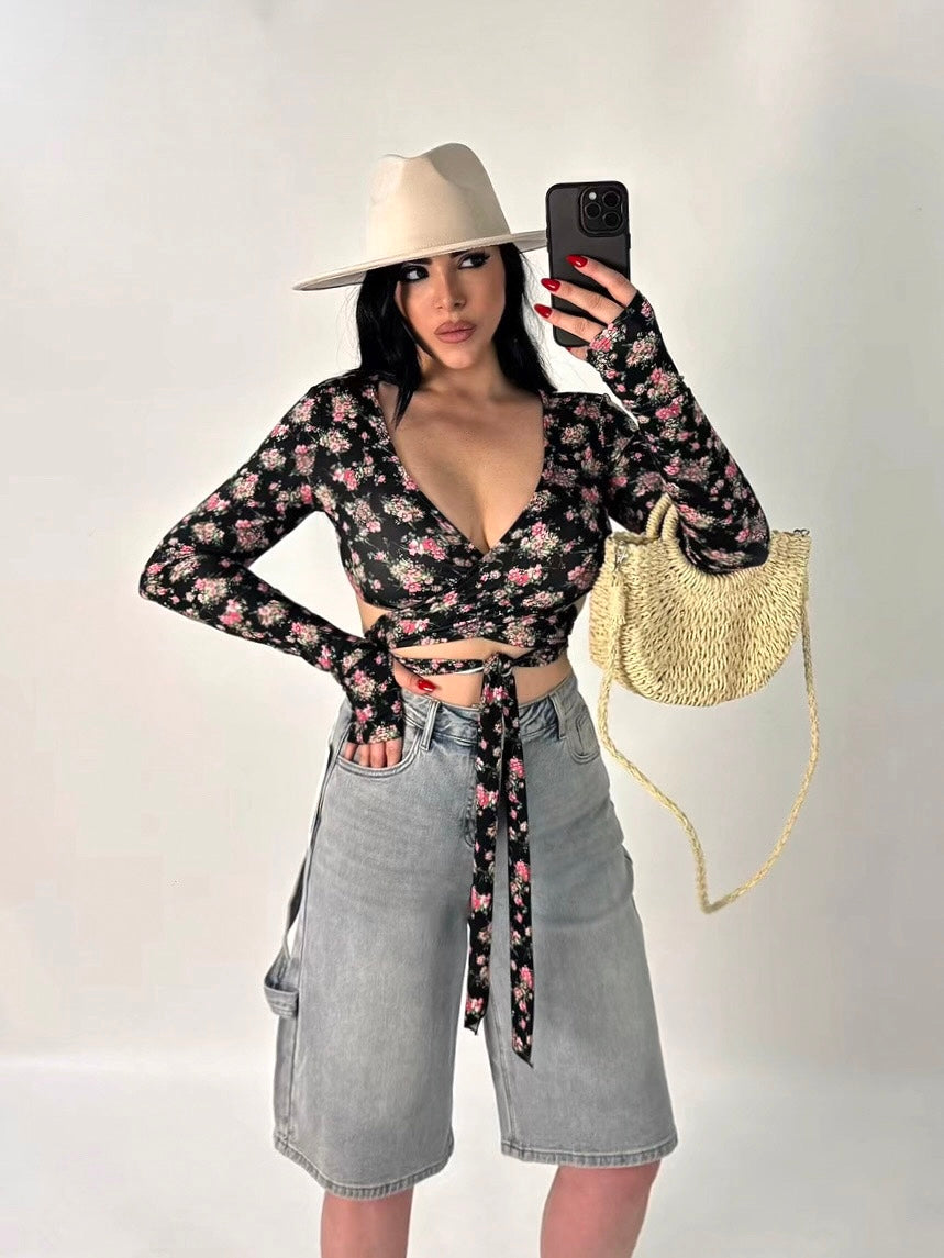 Maglia crop con maniche a guanto “Eva”