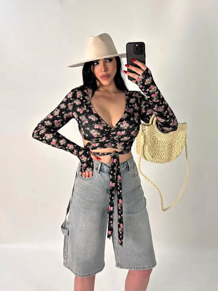 Maglia crop con maniche a guanto “Eva”