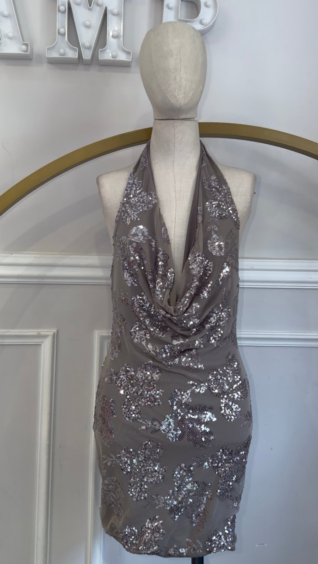 Abito con paillettes “Priscilla”