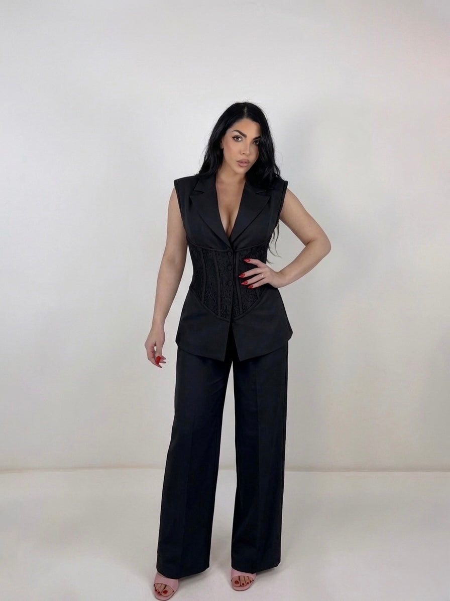 Tailleur smanicato “Corset”