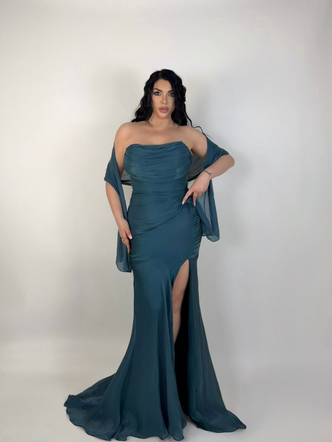 Abito con stola “Elegant”