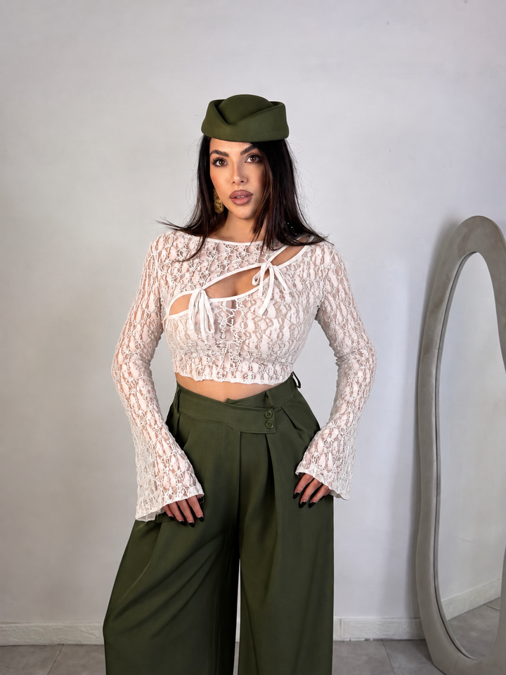 Maglia in pizzo crop “Karma”