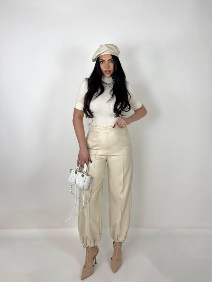 Pantaloni in eco pelle “Emily”