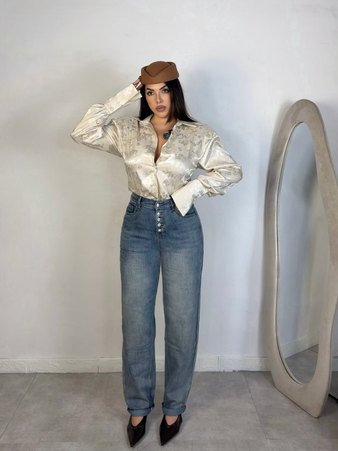 Jeans baggy con bottoni gioiello “Saint”