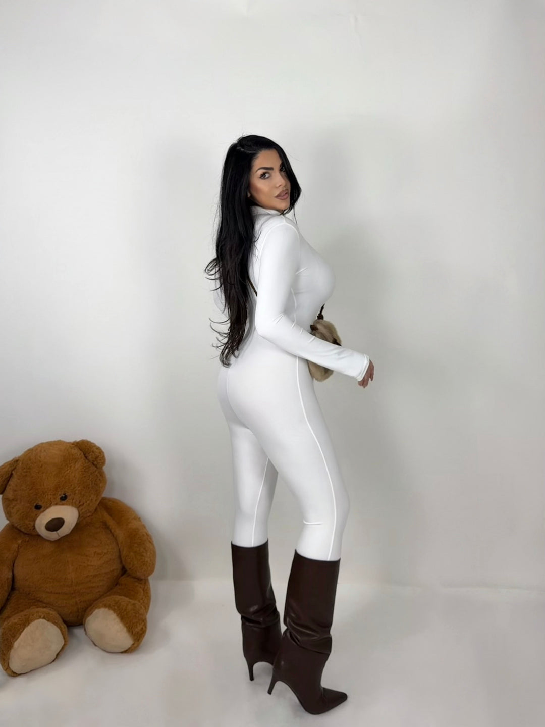 Tuta intera con zip “Viral”