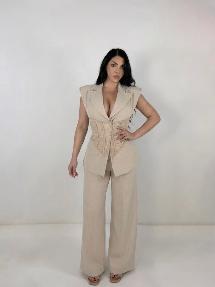 Tailleur smanicato “Corset”