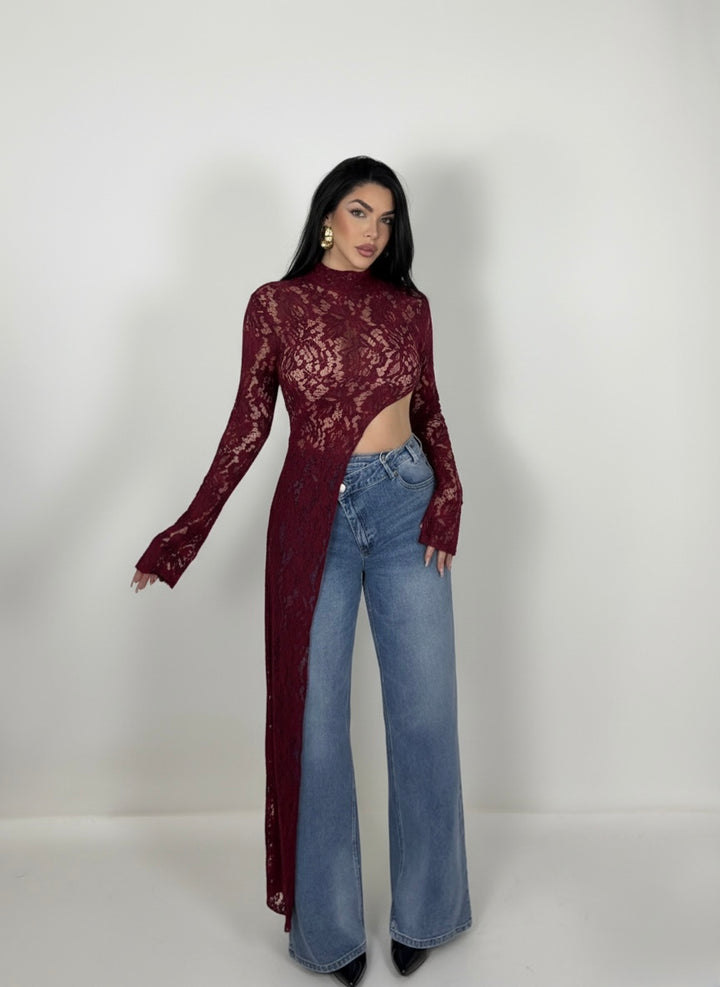 Maglia in pizzo asimmetrica “Opium”