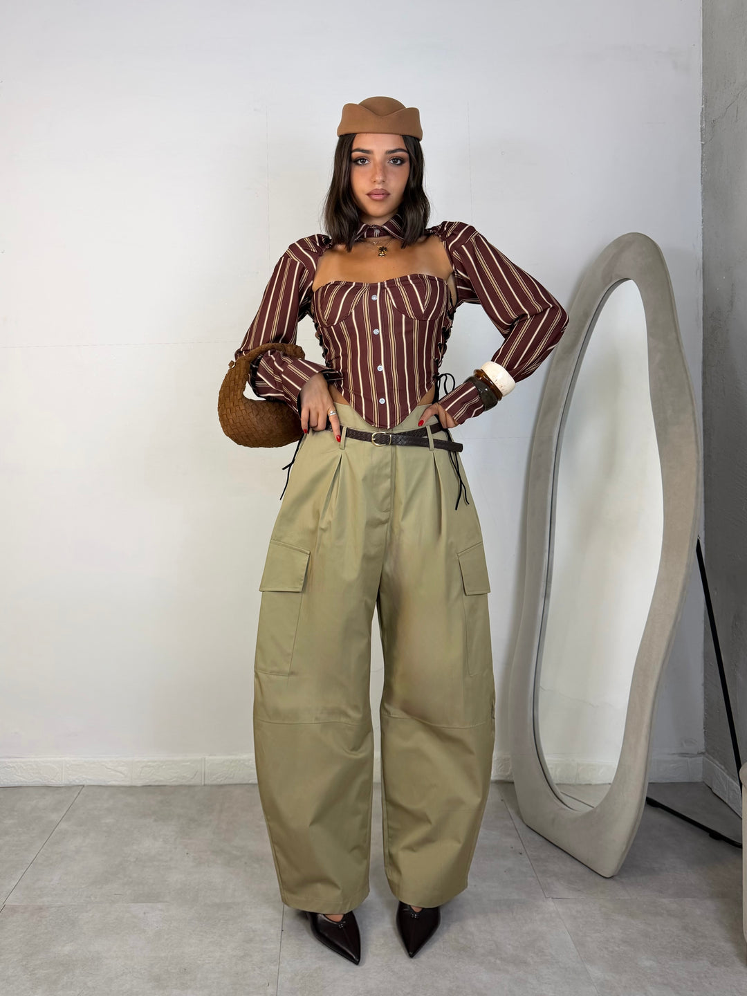 Pantaloni con cintura “Paris”