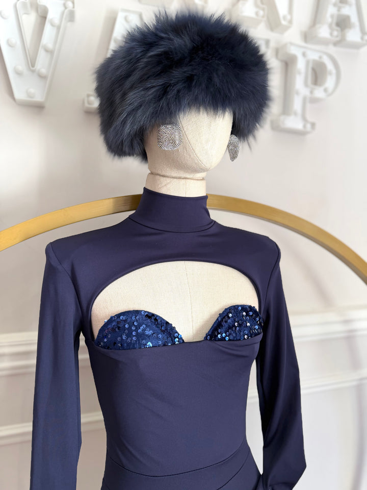 Abito con maniche a quanto e dettaglio in velluto e paillettes “Royale”