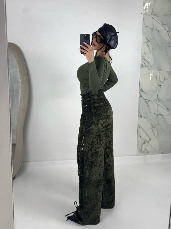 Jeans wide leg in velluto con lacci “Kimberly”