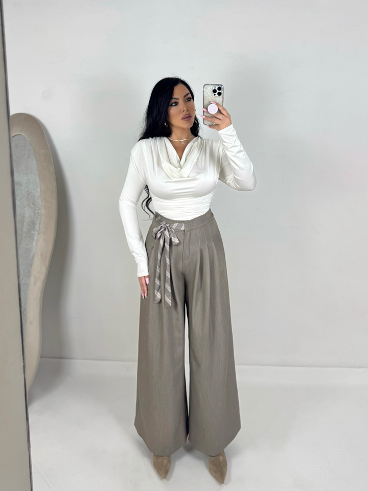 Pantaloni “Daphne”