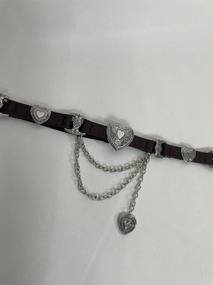 Cintura elastica con pendente e catene