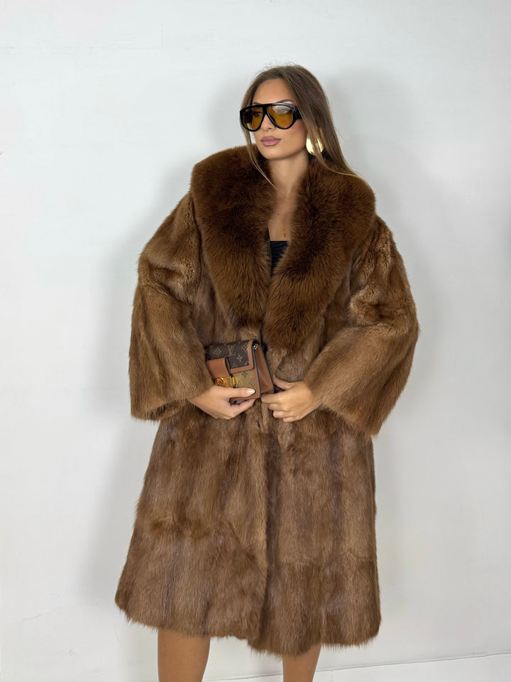 Pelliccia in visone con collo in volpe Vintage 56