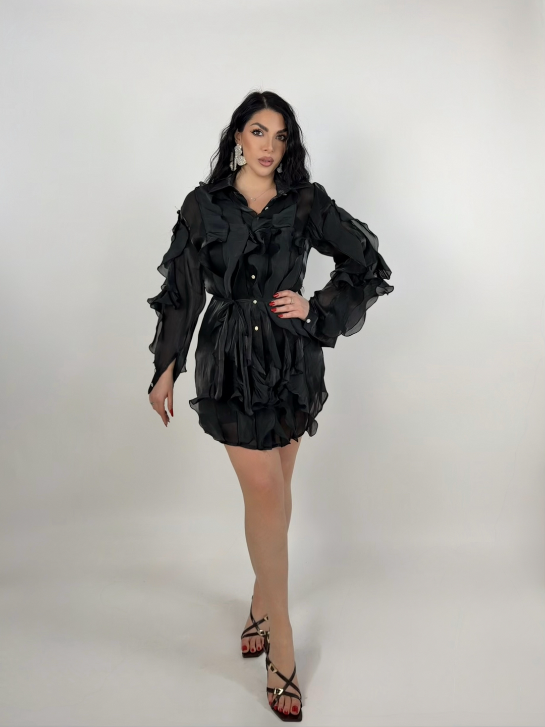 Abito con bottoni gioiello “Etherea”