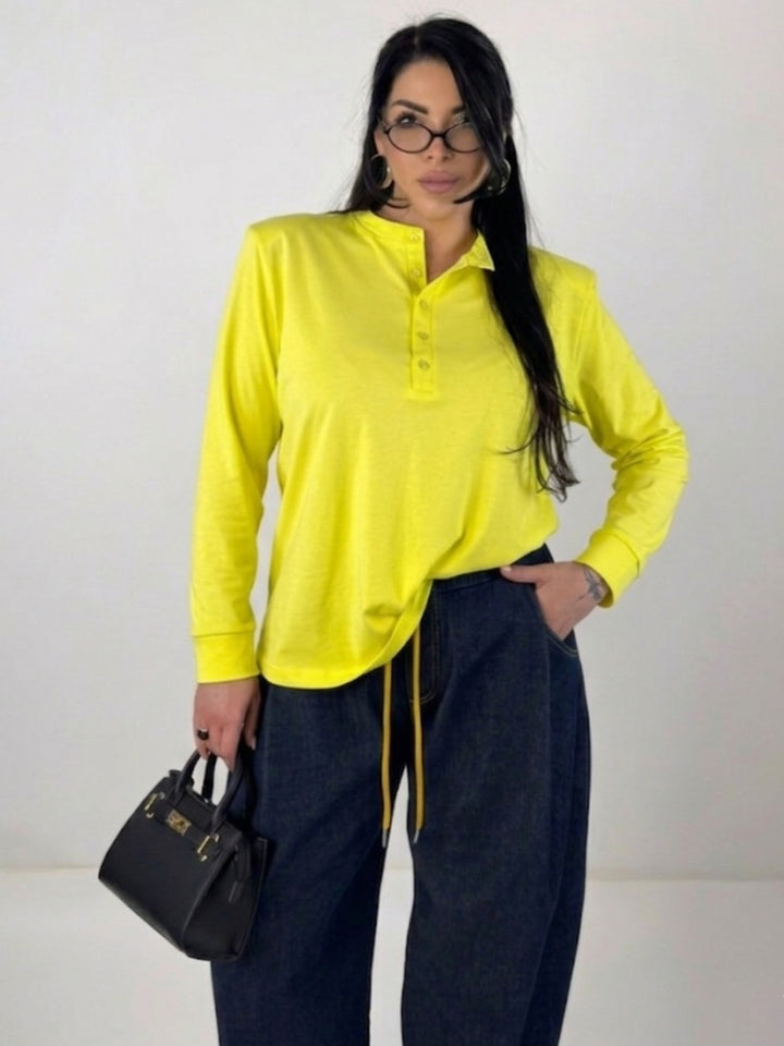 Maglia con bottoncini e spalline "Comfy"