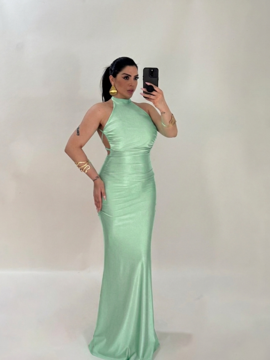 Abito lungo a sirena con scollo dietro “The Best”