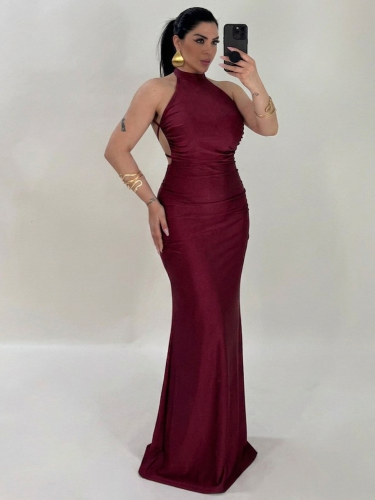 Abito lungo a sirena con scollo dietro “The Best”