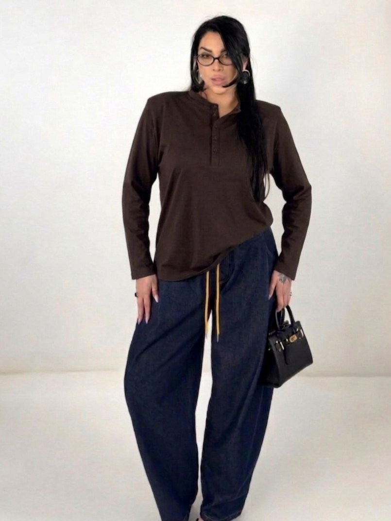 Maglia con bottoncini e spalline "Comfy"