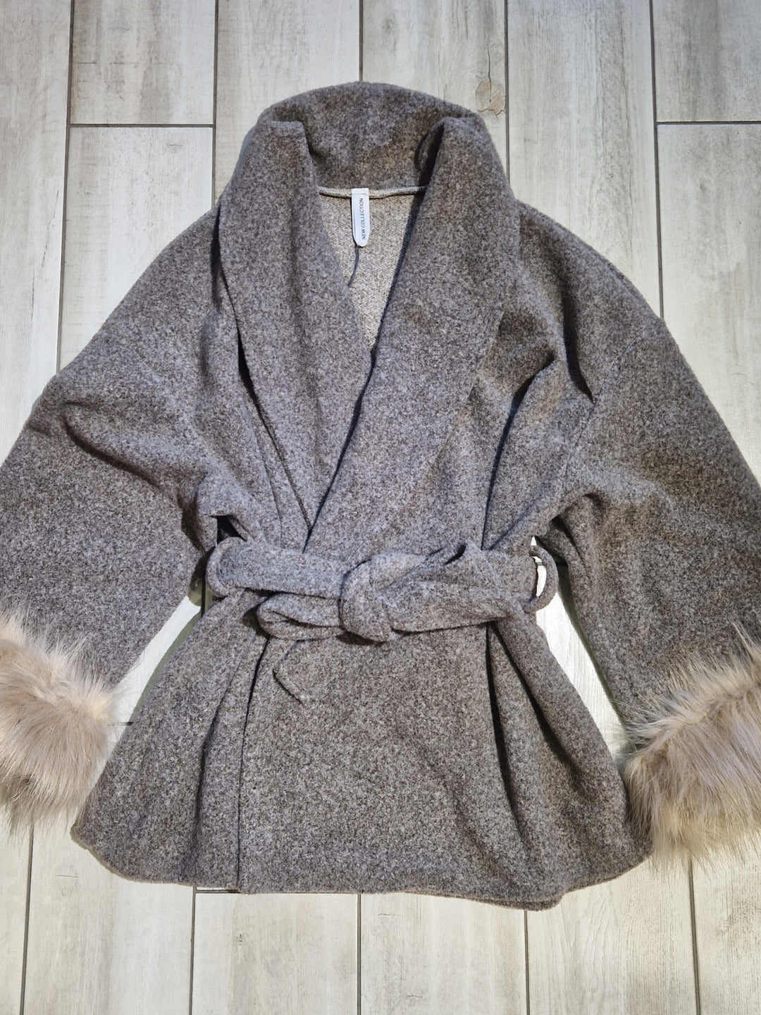 Cappotto con eco pelliccia “Allure”